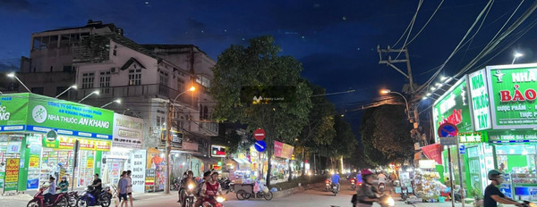 Bán nhà mặt tiền tọa lạc ngay trên Quận 9, Hồ Chí Minh bán ngay với giá cực mềm chỉ 9.5 tỷ có diện tích gồm 90m2-03