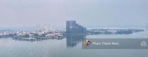 Bán căn hộ Có tổng diện tích 345m2 nằm ở Quảng An, Hà Nội bán ngay với giá phải chăng từ 46 tỷ-02