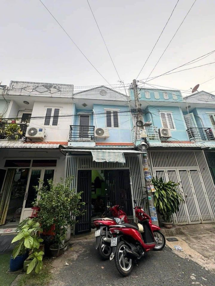 Bán nhà riêng huyện Hóc Môn thành phố Hồ Chí Minh giá 1.08 tỷ-2