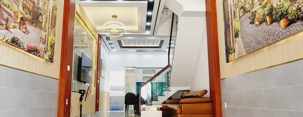 Nhà 4 phòng ngủ bán nhà ở diện tích gồm 56m2 bán ngay với giá giao động 6.45 tỷ vị trí thuận lợi tọa lạc ở Nhà Bè, Hồ Chí Minh, hướng Tây - Nam-03