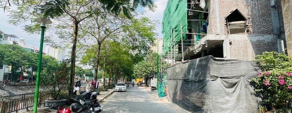 Nằm tại Hoàng Mai, Hà Nội, bán nhà, giá bán đề xuất 10.8 tỷ có diện tích chính 40m2 liên hệ ngay để được tư vấn-03