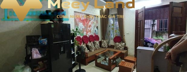 Nhà có 3 phòng ngủ bán nhà giá bán tốt từ 3.55 tỷ diện tích rộng 35 m2 vị trí nằm trên Quận Cầu Giấy, Hà Nội-02