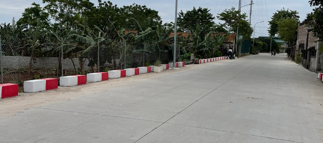 Đất thị trấn Phú Xuyên đường 2 ô tô tránh, chia 2 lô đẹp đầu tư sinh lời