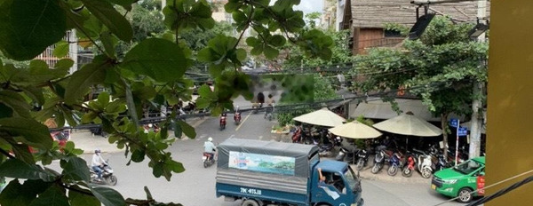 Bán nhà mặt tiền trung tâm Nha Trang 126m2 giá rẻ -02