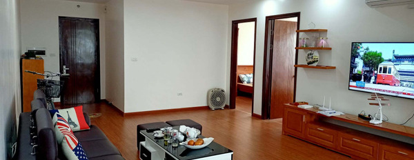Mình cần bán gấp căn hộ chung cư tại CT2 Yên Nghĩa. Diện tích 121m2, 4 phòng ngủ + 3WC-02