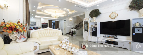 Diện tích 250m2, bán biệt thự vị trí hấp dẫn Quận 2, Hồ Chí Minh, ngôi nhà gồm có 5 phòng ngủ, 5 WC giá có thể fix-02