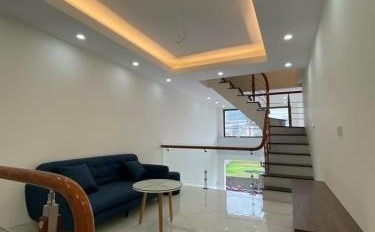 Bán ngay với giá cực sốc chỉ 2.55 tỷ bán nhà có diện tích chung 40m2 ngay tại Vĩnh Quỳnh, Thanh Trì trong nhà bao gồm có 4 phòng ngủ giá tốt nhất-03