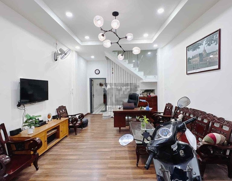 Cho thuê nhà tọa lạc tại Tôn Thất Thuyết, Hồ Chí Minh, giá thuê hấp dẫn chỉ 14 triệu/tháng diện tích thực dài 60m2, hướng Tây Nam, căn nhà gồm 2 PN-01