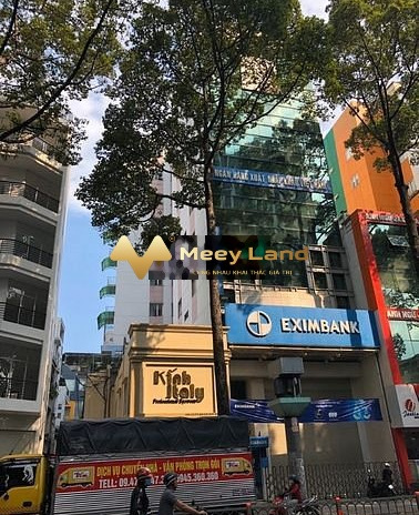 Vị trí thuận lợi tọa lạc trên Lam Sơn, Tân Bình, cho thuê biệt thự giá siêu mềm 38 triệu/tháng