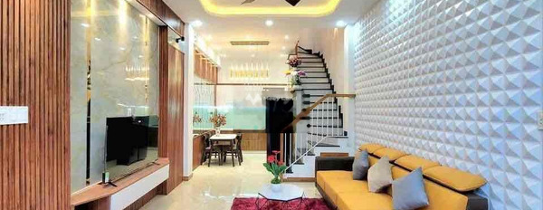 Nhà 4 PN bán nhà ở diện tích 65.9m2 giá bán cạnh tranh 4.65 tỷ vị trí mặt tiền tọa lạc trên Nguyễn Kim, Quận 10-02