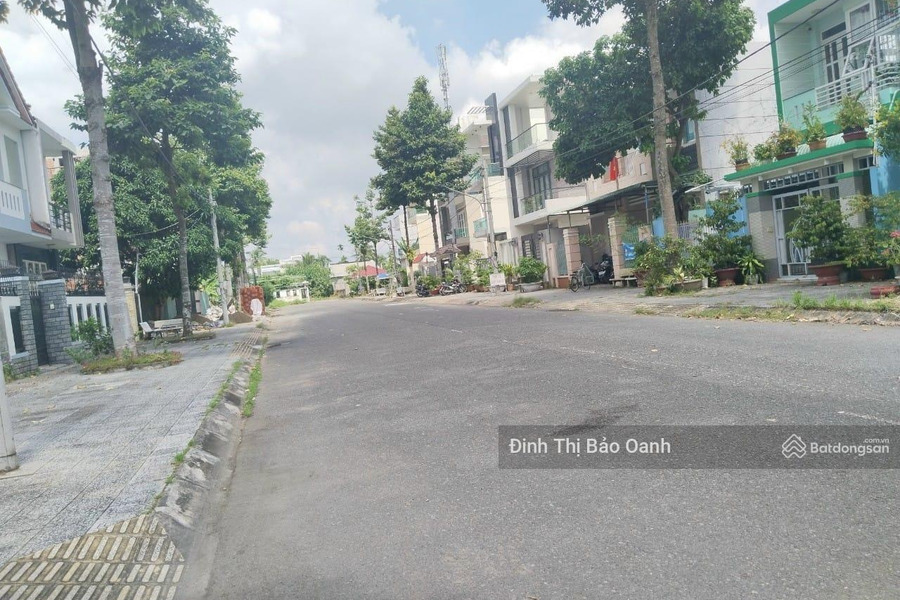 Cần bán gấp lô đất đường số 2, Phú Hưng, Bến Tre gần chợ Tú Điền, 150m2/600tr, SHR, thổ cư 100% -01