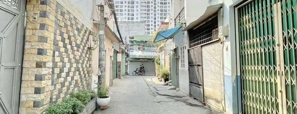 Nhà 3 PN bán nhà ở có diện tích rộng 90m2 giá bán hữu nghị chỉ 8 tỷ vị trí mặt tiền tọa lạc trên Quận 7, Hồ Chí Minh-03