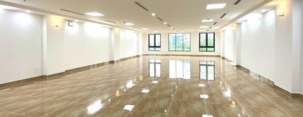 Giá thuê công khai chỉ 17 triệu/tháng cho thuê sàn văn phòng nằm trên Tây Hồ, Hà Nội có diện tích trung bình 150m2-03