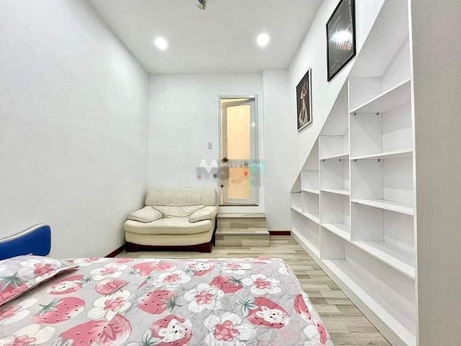 Cho thuê căn hộ mặt tiền nằm ngay ở Quận 1, Hồ Chí Minh, thuê ngay với giá siêu khủng 7 triệu/tháng diện tích thực 30m2-01