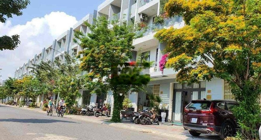 Cho thuê nhà vị trí đặt tọa lạc ngay Nguyễn Tất Thành, Thuận Phước, giá thuê ngạc nhiên 15 triệu/tháng có diện tích chuẩn 100m2, trong nhà này có 3 PN-01