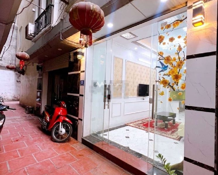 Có diện tích chung là 35m2 bán nhà mặt tiền nằm ngay tại Minh Khai, Hai Bà Trưng trong nhà gồm có 3 PN 4 WC hỗ trợ mọi thủ tục miễn phí, giá mùa dịch.-01