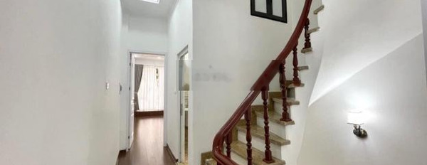 Bán nhà MP Phan Chu Trinh, giá 160 tỷ, 160m2x6T, lô góc, KD lớn, nở hậu, thang máy -02