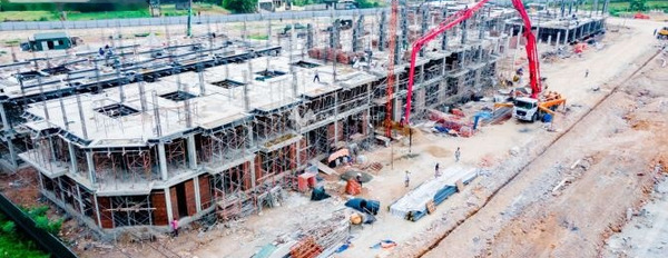 Trong nhà có 3 PN, bán biệt thự, bán ngay với giá cực êm chỉ 5.92 tỷ diện tích thực tế 126m2 vị trí đẹp tọa lạc gần Xuân Phú, Thừa Thiên Huế-03