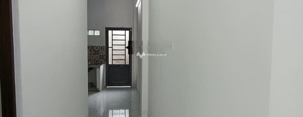 Bán nhà có diện tích 50m2 vị trí đặt tọa lạc ngay ở Đường 20, Linh Đông bán ngay với giá rẻ 3.5 tỷ tổng quan nhà này có 2 phòng ngủ, 2 WC-03