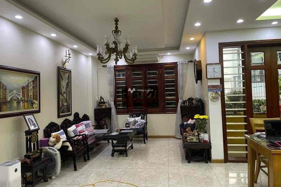 Nhà có 6 PN, cho thuê nhà, thuê ngay với giá hữu nghị 15 triệu/tháng có diện tích chính 100m2 gần Trịnh Văn Bô, Xuân Phương-01