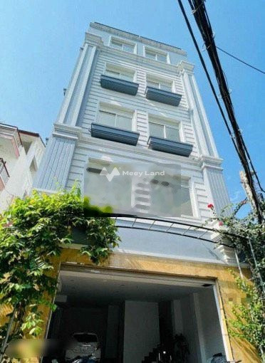 Ngay ở Quận 3, Hồ Chí Minh cho thuê nhà thuê ngay với giá siêu khủng 45 triệu/tháng, tổng quan nhà thì gồm có 4 phòng ngủ-01