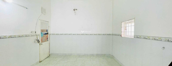 Cơ bản diện tích 30m2 cho thuê phòng trọ giá thuê phải chăng 3 triệu/tháng, 1 WC-03