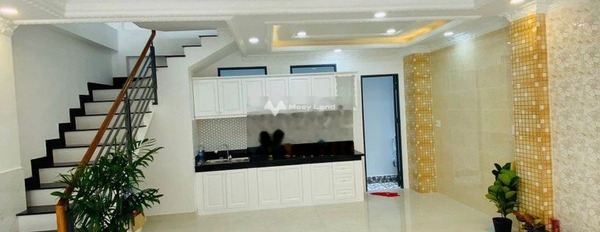 Căn nhà gồm có tất cả 4 PN, cho thuê nhà ở diện tích sàn là 90m2 thuê ngay với giá chỉ 29 triệu/tháng vị trí đặt ở trong Phan Xích Long, Hồ Chí Minh-02