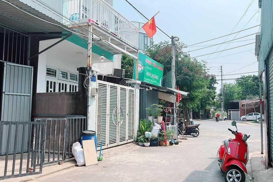 Cho thuê nhà tọa lạc tại Quận 9, Hồ Chí Minh, thuê ngay với giá hợp lý 3.6 triệu/tháng diện tích chuẩn 50m2, trong nhà này bao gồm 1 phòng ngủ-01