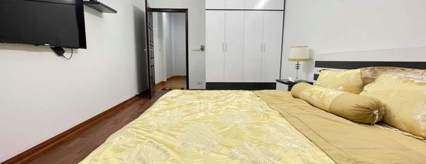 Nhà 3 phòng ngủ bán nhà ở diện tích chuẩn 32m2 giá cực êm chỉ 2.15 tỷ vị trí đặt tọa lạc ngay tại Đường Yên Ngưu, Hà Nội, với lộ đi 3 mét-02