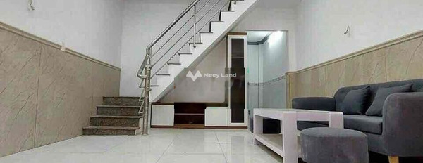 Nhà có tổng cộng 2 phòng ngủ, cho thuê nhà ở có một diện tích sàn 32m2 giá thuê giao động 5 triệu/tháng vị trí đặt ở Nhà Bè, Hồ Chí Minh-03