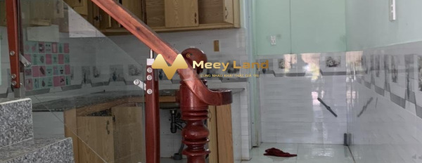 Cho thuê nhà diện tích chung quy 30 m2 vị trí mặt tiền ở Thạnh Xuân 52, Hồ Chí Minh giá hữu nghị 5 triệu/tháng, nhà có tổng cộng 4 PN, 3 WC-03