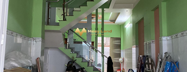 Diện tích 59.6 m2 bán nhà ở vị trí hấp dẫn nằm ở Quận 6, Hồ Chí Minh hướng Nam trong nhà này thì có 5 phòng ngủ 3 WC vào ở ngay-03
