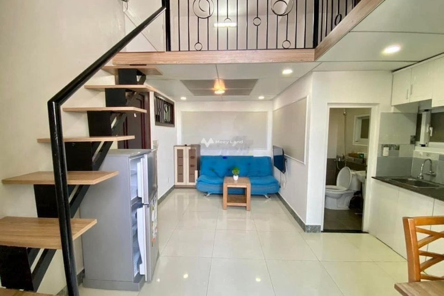 Cho thuê căn hộ có diện tích rộng 35m2 Phía trong Khánh Hội, Phường 4 giá thuê siêu rẻ chỉ 6.5 triệu/tháng-01