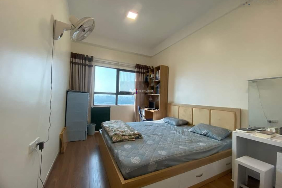 Trong căn này gồm 3 PN, cho thuê căn hộ hướng Đông - Nam vị trí thuận lợi ở Hoàng Mai, Hà Nội, 2 WC dọn vào ở ngay-01
