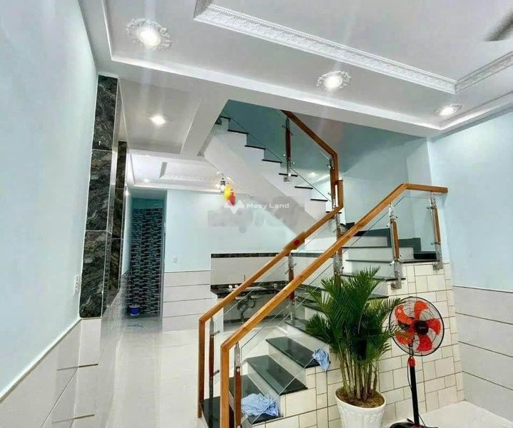 Nhà 2 phòng ngủ bán nhà ở có diện tích chung 15m2 bán ngay với giá khuyến mãi 1.35 tỷ mặt tiền nằm tại Bà Hom, Hồ Chí Minh-01