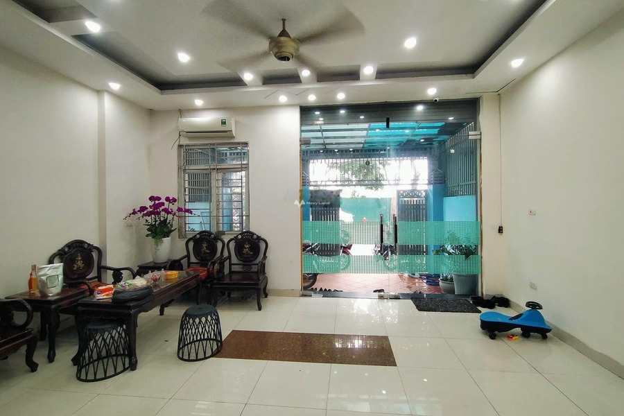 Bán nhà vị trí thuận lợi ngay trên Long Biên, Hà Nội bán ngay với giá đặc biệt từ 25.5 tỷ diện tích chuẩn 96m2 tổng quan nhà có 4 PN-01