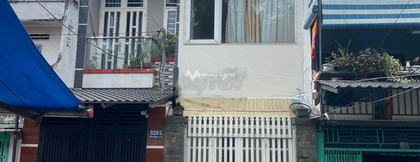 Nằm ngay Nguyễn Thị Tần, Hồ Chí Minh cho thuê nhà giá nhỉnh 13 triệu/tháng, căn nhà bao gồm 2 phòng ngủ, 2 WC-02