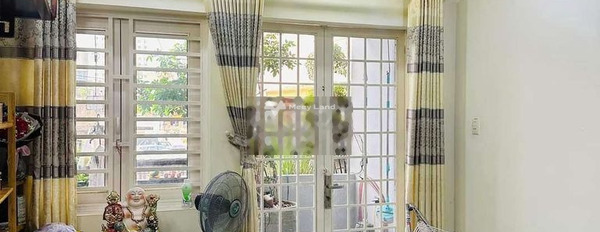 Giá chỉ 3.7 tỷ bán nhà diện tích khoảng 46m2 tọa lạc gần Linh Đông, Thủ Đức trong căn này có tổng 3 phòng ngủ, 2 WC vào ở ngay-03