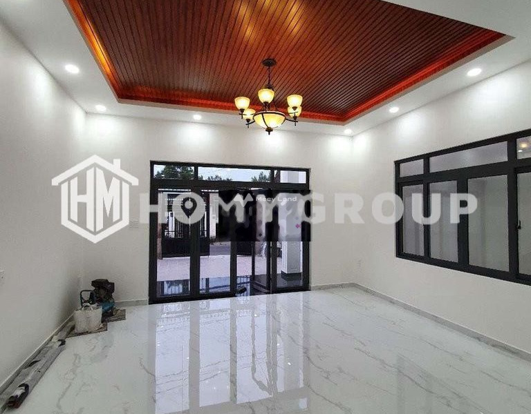 Cho thuê nhà ở có diện tích chính 132m2 giá thuê cực kì tốt chỉ 20 triệu/tháng vị trí mặt tiền tọa lạc ngay trên Tô Ngọc Vân, Tam Bình-01