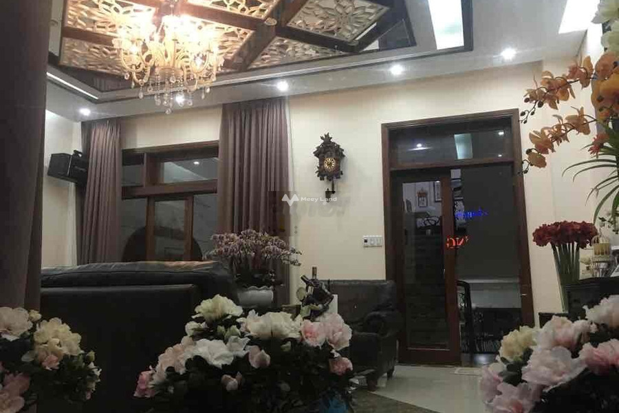 Giá chỉ 17 tỷ bán nhà diện tích rộng 275m2 vị trí thuận lợi gần Nguyễn Tri Phương, Hải Châu tổng quan nhà này có tổng 5 phòng ngủ vào ở ngay-01