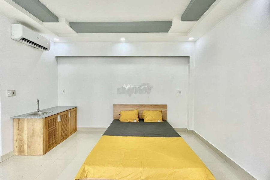 Vị trí mặt tiền nằm ở Phạm Văn Chiêu, Gò Vấp, cho thuê chung cư giá thuê rẻ 4.5 triệu/tháng, tổng quan gồm có 1 PN, 1 WC vị trí siêu đẹp-01