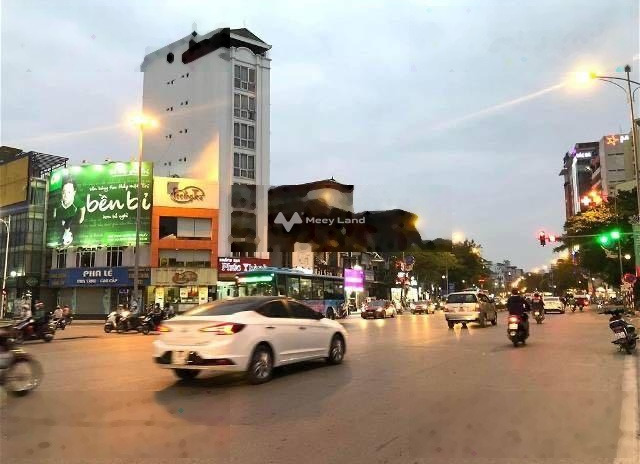 Mặt tiền tọa lạc tại Bồ Đề, Hà Nội bán nhà giá bán công khai 186 tỷ