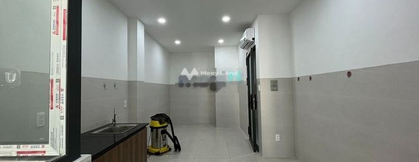 Chuyển công tác cho thuê condotel vị trí đẹp tọa lạc ngay tại Tân Bình, Hồ Chí Minh thuê ngay với giá cực mềm 7.5 triệu/tháng có diện tích tổng 45m2-03