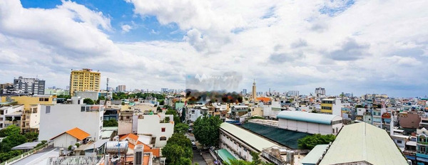 Căn hộ gồm tổng cộng 1 PN, cho thuê căn hộ vị trí thuận tiện ngay tại Quận 1, Hồ Chí Minh, 1 WC trao đổi trực tiếp-02