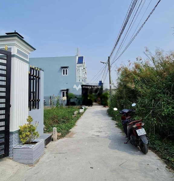 Nằm tại Mỹ Lộc, Long An, bán nhà, giá bán cực sốc chỉ 1.65 tỷ diện tích khoảng 115m2, trong căn này có tổng 4 phòng ngủ tin chính chủ-01