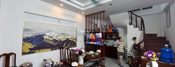 Bán nhà vị trí thuận lợi tọa lạc ngay tại Cổ Linh, Long Biên giá bán cực sốc từ 3.7 tỷ diện tích rộng 31m2 nhà nhìn chung gồm có 3 PN-02