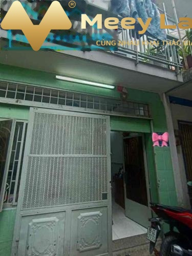 Có diện tích rộng 18m2 bán nhà Bên trong Tân Phú, Hồ Chí Minh căn nhà gồm 3 phòng ngủ hỗ trợ mọi thủ tục miễn phí, giá mùa dịch.-01