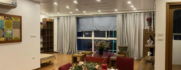 Vị trí ngay tại Hoàng Mai, Hà Nội, bán chung cư bán ngay với giá hữu nghị chỉ 2.55 tỷ, tổng quan ở trong căn hộ gồm 2 phòng ngủ, 2 WC giá rẻ bất ngờ-03