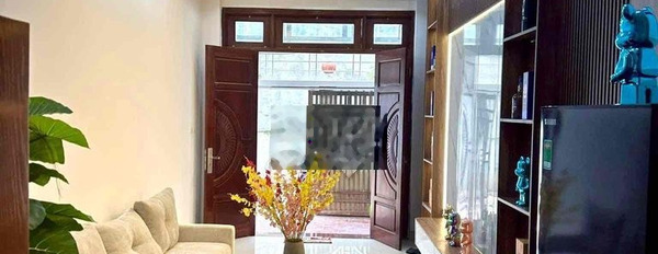 Bán nhà Ngọc Khánh, Ngõ thông thoáng, ba gac chạy, 36m2 x 4 tầng -02