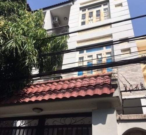 Diện tích 110m2 bán nhà vị trí mặt tiền ngay trên Quận 2, Hồ Chí Minh tổng quan căn này thì gồm 6 PN lộ mặt tiền rộng 8 m cám ơn quý khách đã đọc tin ...